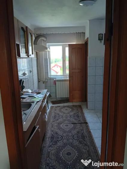 Apartament cu 3 camere decomandat în Brăilei