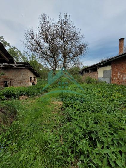Casă cu 3 camere cu Canalizare în Vlaha