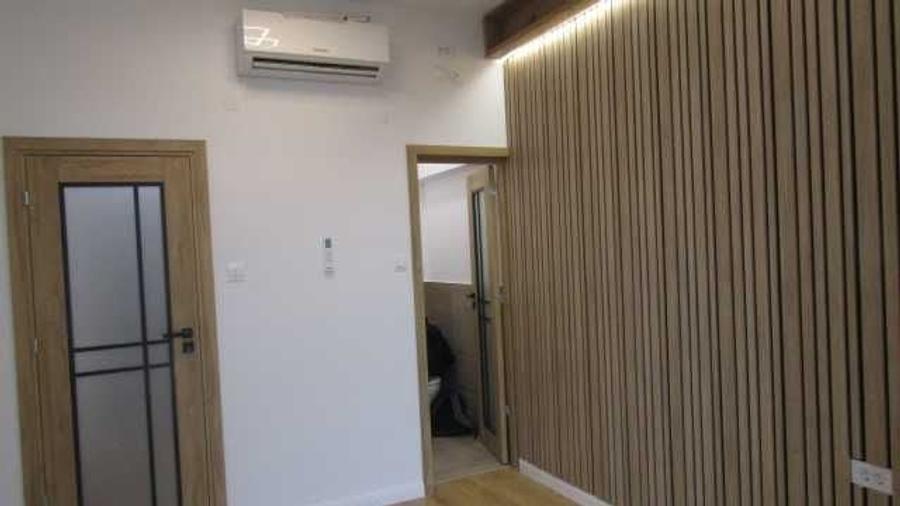 Spațiu comercial, de 22 mp, în Central