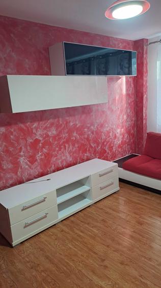 Apartament cu 2 camere decomandat în Dărmănești