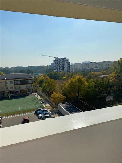 Apartament cu 3 camere decomandat, mobilat în Colentina