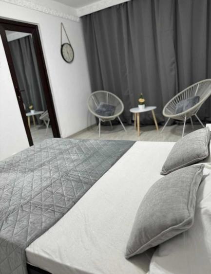 Apartament cu 2 camere semidecomandat în Sud
