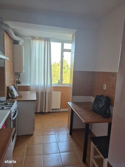 Apartament cu 2 camere semidecomandat în Țiglina 3