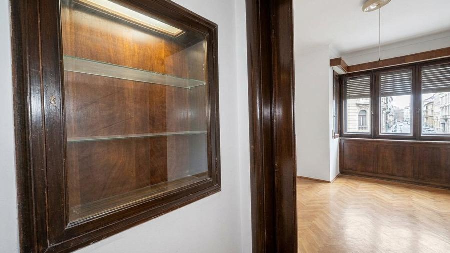 Apartament cu 4 camere decomandat în Armeneasca