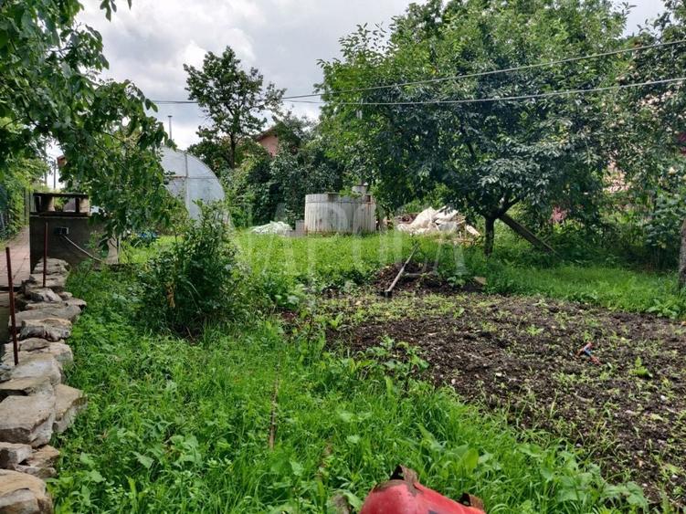 Casă individuală cu 5 camere cu Canalizare în Dâmbul Rotund