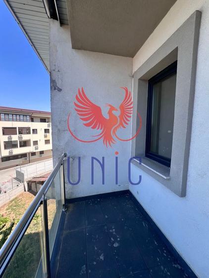 Apartament cu 5 camere decomandat în Calea Severinului