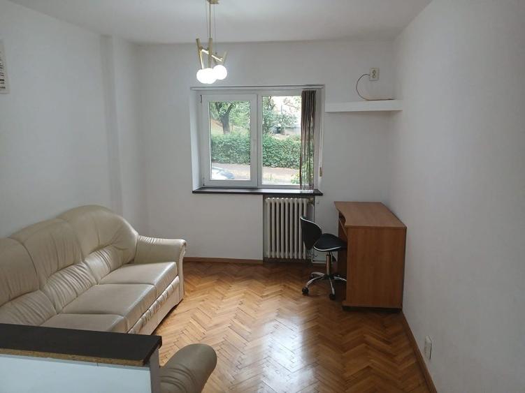 Apartament cu 2 camere decomandat în Zorilor
