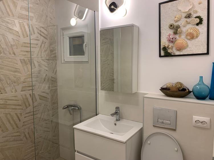 Apartament cu 2 camere semidecomandat în Moșilor