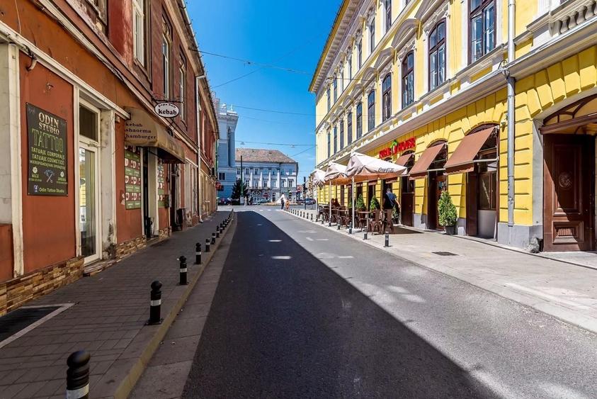 Apartament cu 2 camere decomandat în Aurel Vlaicu