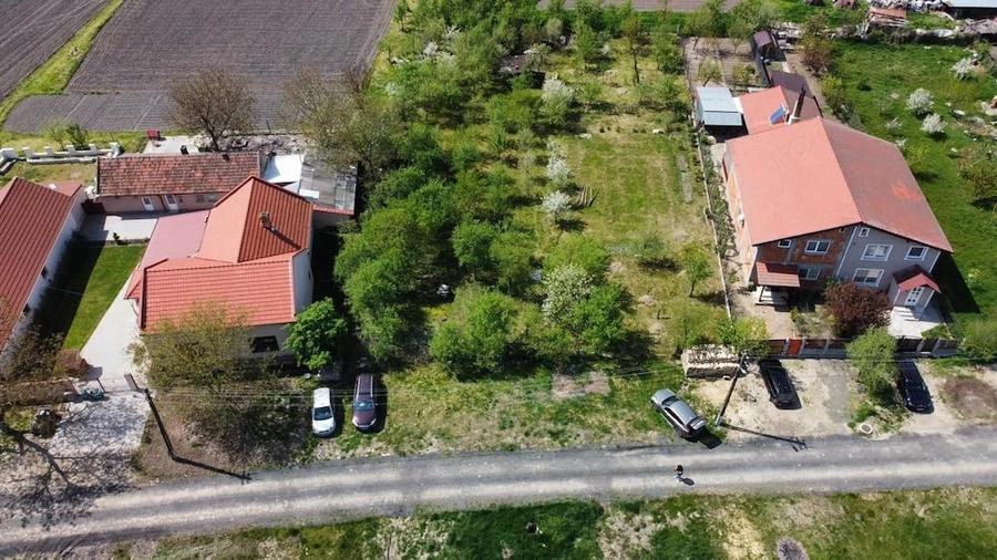 Teren de 1190 mp, în Dragșina