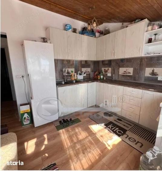 Apartament cu 2 camere decomandat în Miroslava