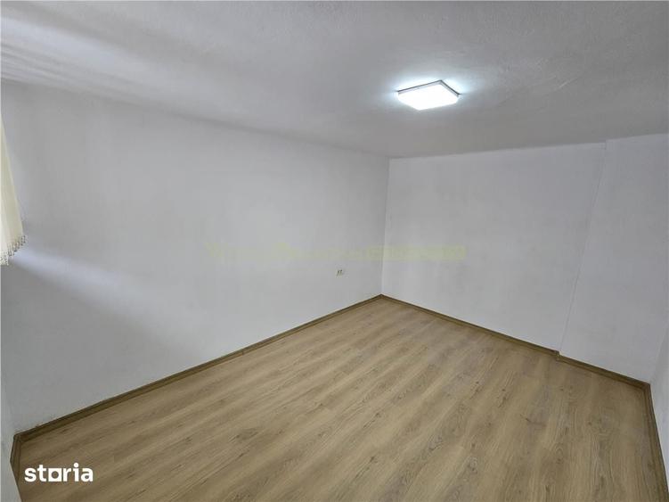 Spațiu comercial, de 80 mp, în 13 Decembrie