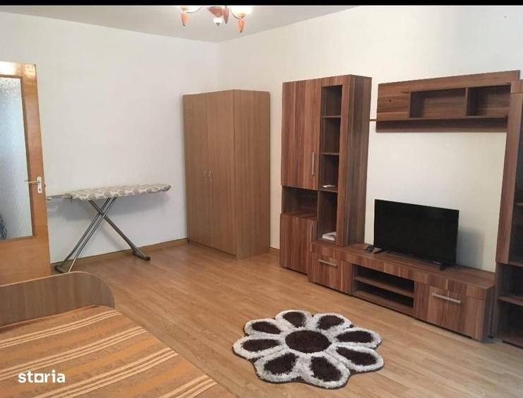 Garsonieră decomandată în Rahova