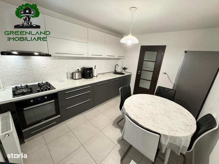Apartament cu 3 camere decomandat în Lunca Cetățuii