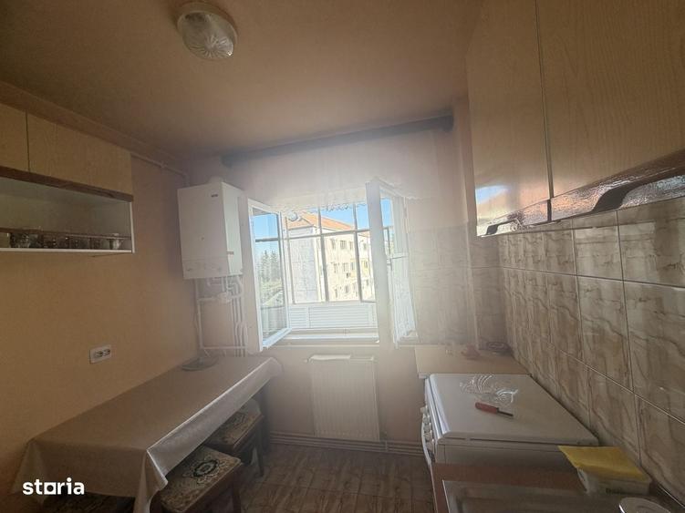 Apartament cu 2 camere decomandat în Calea Dumbrăvii