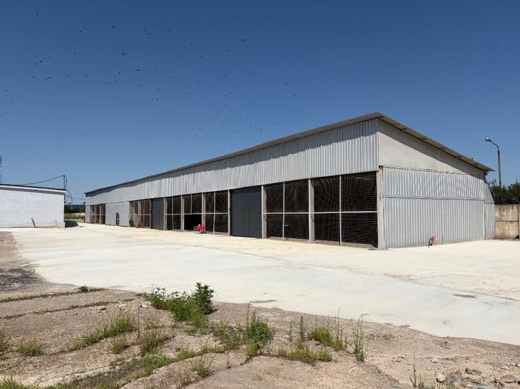 Spațiu industrial, de 700 mp, în Aeroport