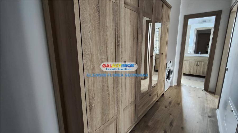 Apartament cu 3 camere semidecomandat, mobilat în Băneasa