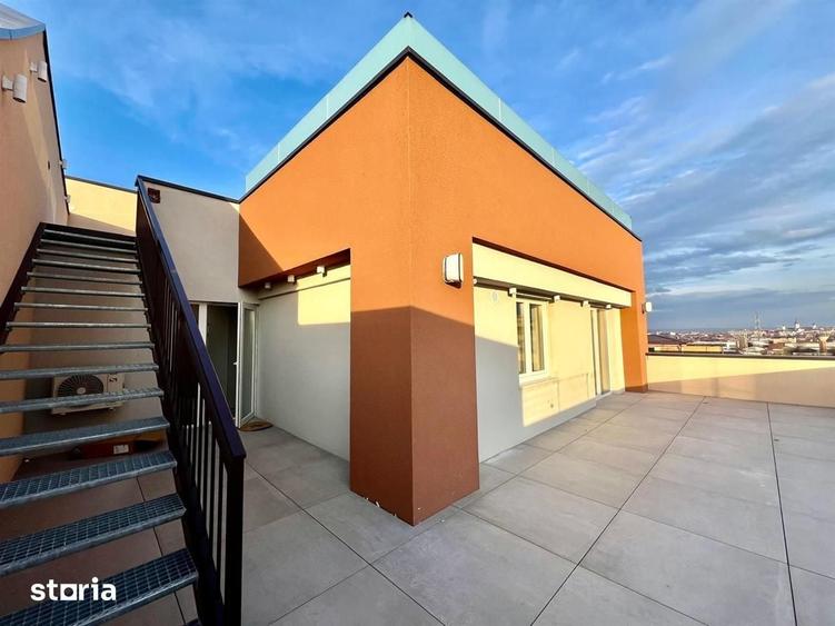 Apartament cu 4 camere decomandat în Central