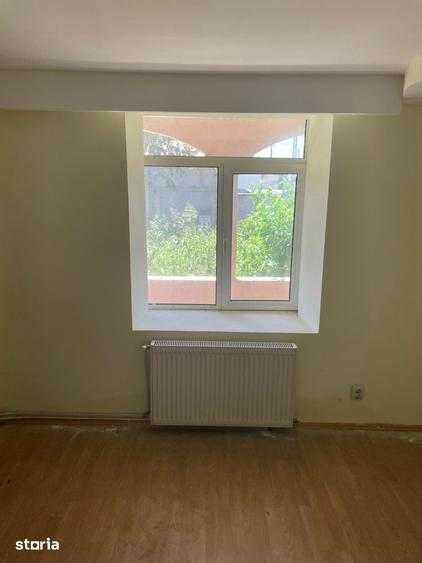Casă cu 3 camere cu Teren 1346 Mp în Poroschia