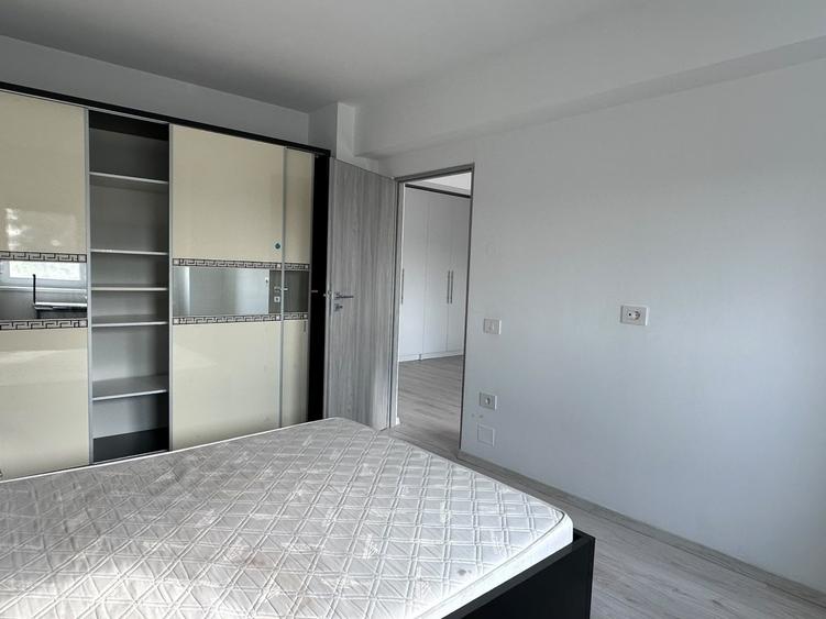Apartament cu 3 camere în Iosia