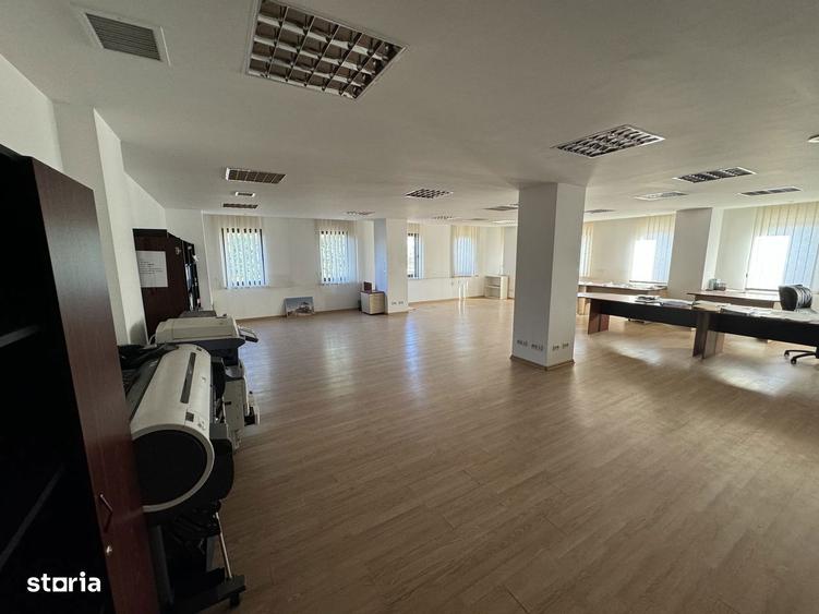 Spațiu comercial, de 3,308 mp, în Alexandriei