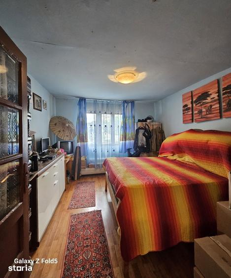 Casă cu 4 camere decomandat cu Teren 500 Mp în Sânmartin