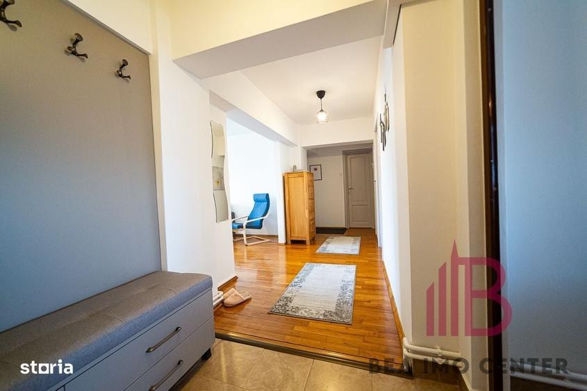 Apartament cu 4 camere în Aurel Vlaicu