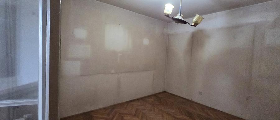 Apartament cu 3 camere decomandat în Centrul Civic
