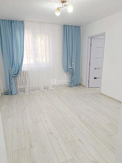 Apartament cu 2 camere nedecomandat în Tătărași