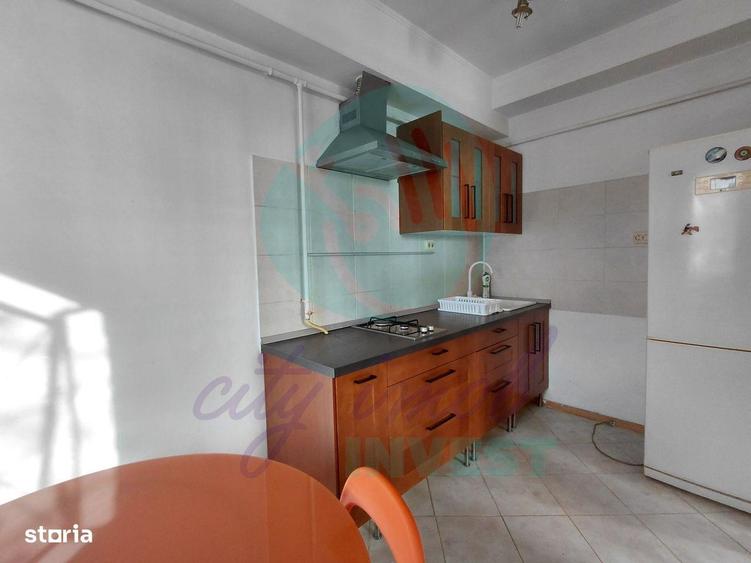 Apartament cu 2 camere decomandat, mobilat în Central — fotografia 3