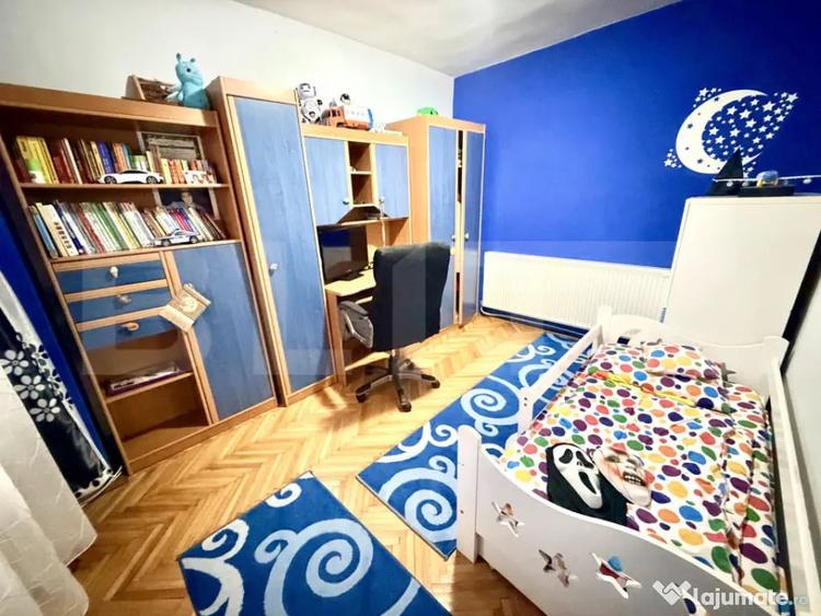 Apartament cu 3 camere decomandat în Central