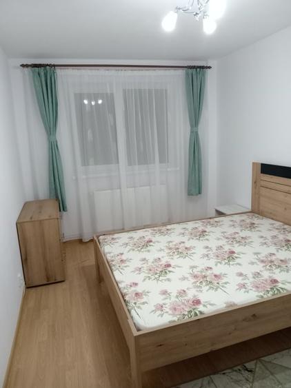 Apartament cu 2 camere decomandat în Astra