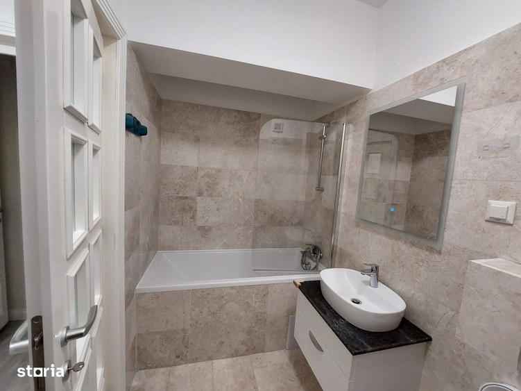 Apartament cu 2 camere decomandat în Breazu