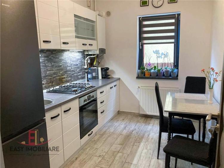 Apartament cu 2 camere decomandat, mobilat în Unirii