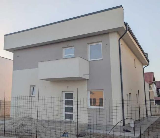 Casă individuală cu 5 camere cu Teren 389 Mp în Bariera Vâlcii