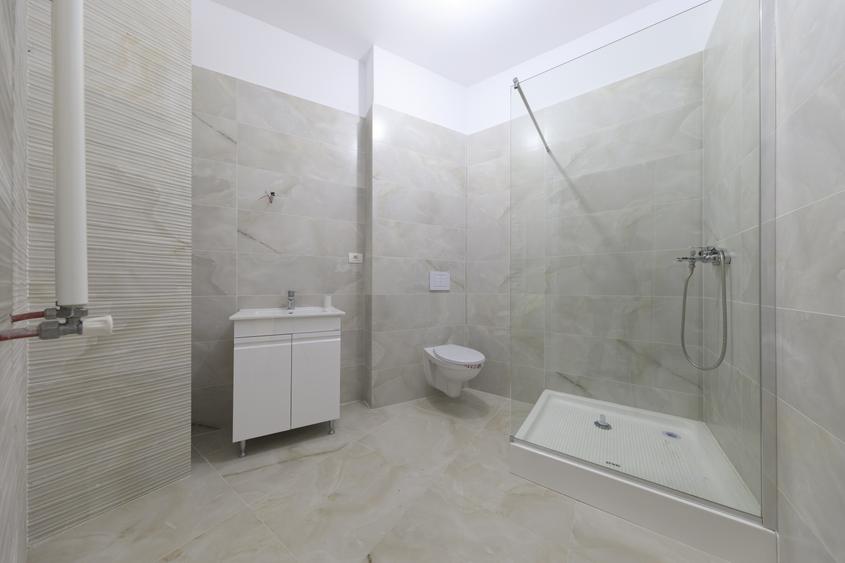 Apartament cu 4 camere decomandat în Timpuri Noi