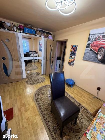 Apartament cu 3 camere, mobilat în Florilor