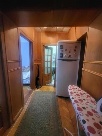 Apartament cu 3 camere decomandat în Autogară