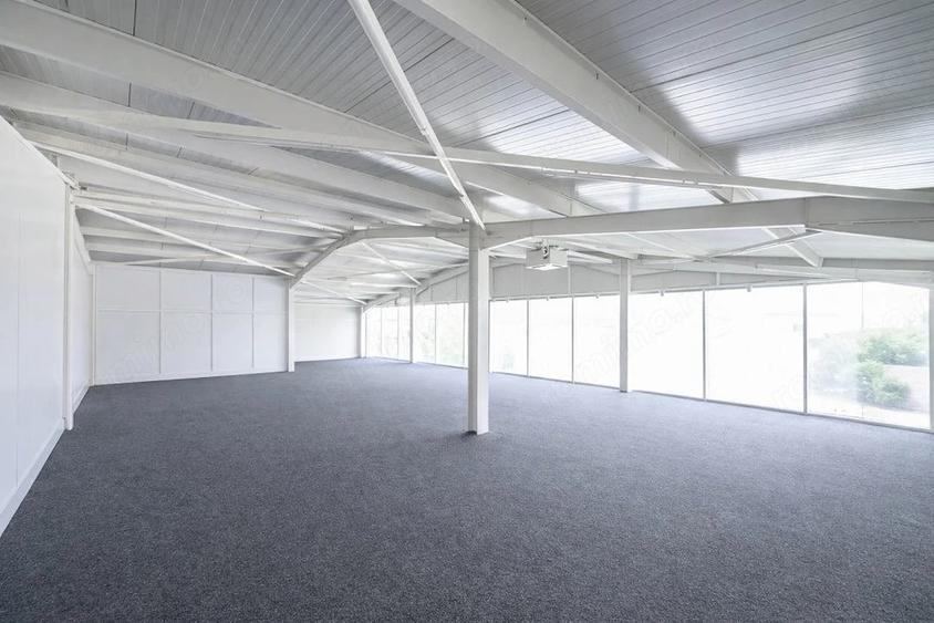 Spațiu comercial, de 598 mp, în Bradu