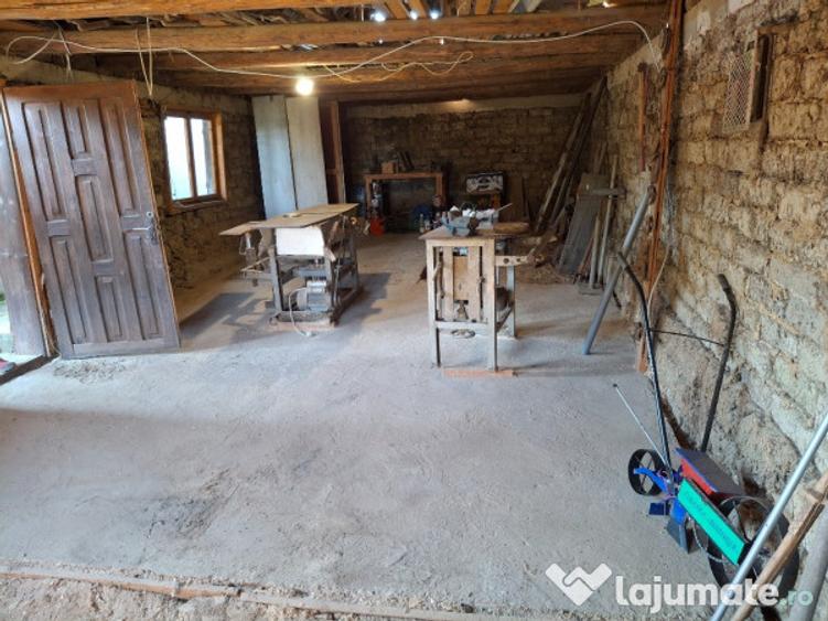 Casă individuală cu 2 camere cu Teren 1644 Mp în Burlești