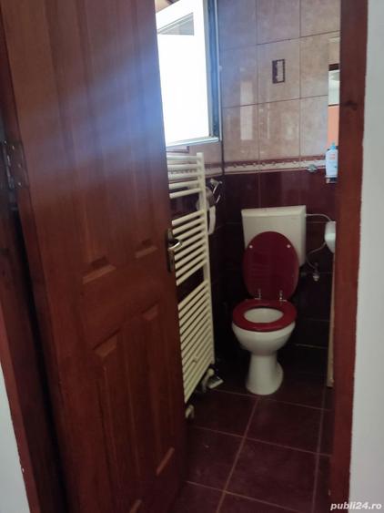 Casă cu 5 camere cu Teren 500 Mp în Berceni