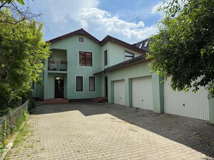Casă în Florești