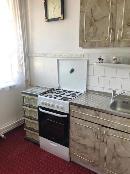 Apartament cu 2 camere decomandat în Mărăței