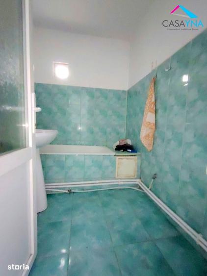 Apartament cu 3 camere decomandat în Republicii