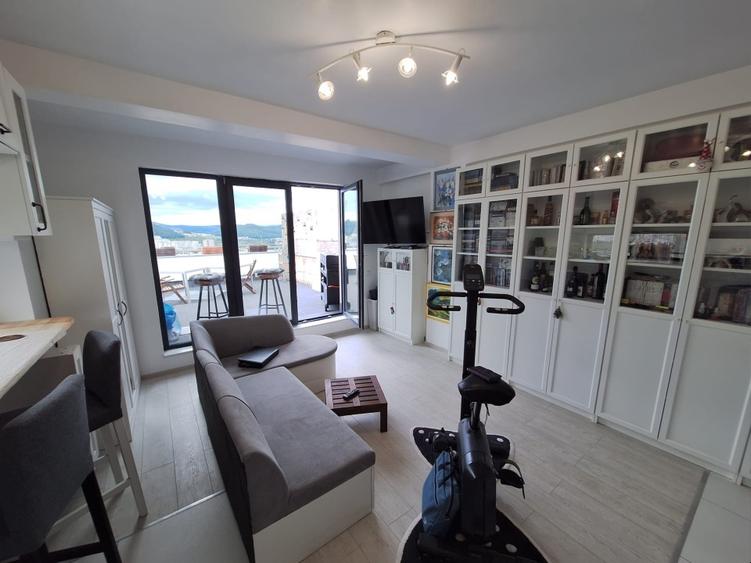 Apartament cu 2 camere decomandat, mobilat în Aeroport