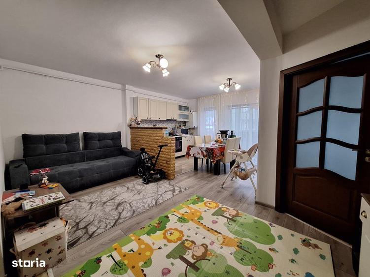 Apartament cu 2 camere semidecomandat, mobilat în Florești — fotografia 3