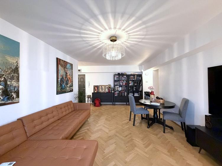 Apartament cu 3 camere semidecomandat, mobilat în Titulescu