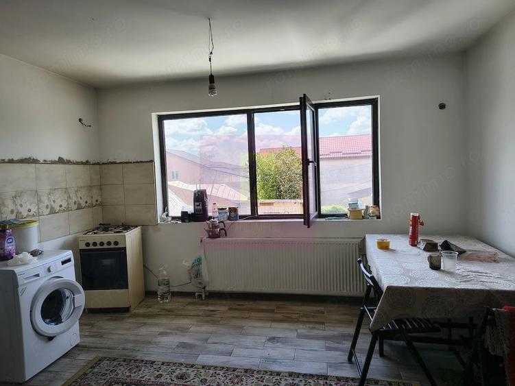 Spațiu comercial, de 250 mp, în 1 Decembrie