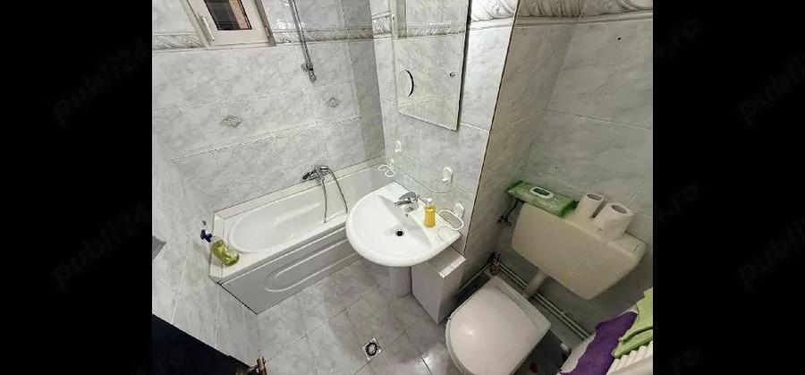Apartament cu 3 camere decomandat în Dorobanților