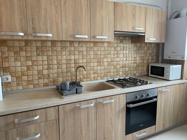 Apartament cu 2 camere semidecomandat în Bună Ziua